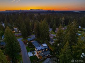 14614 SE 20th Street, Bellevue WA 98007