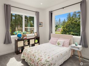14614 SE 20th Street, Bellevue WA 98007