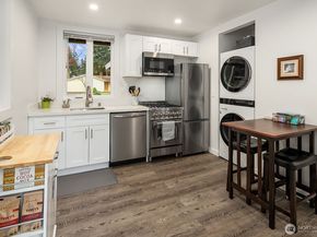 14614 SE 20th Street, Bellevue WA 98007