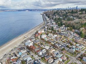2626 58th Avenue SW B, Seattle WA 98116