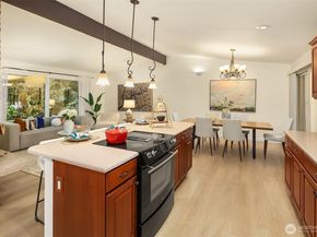 2814 129th Avenue SE, Bellevue WA 98005