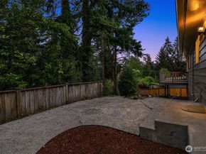 2814 129th Avenue SE, Bellevue WA 98005