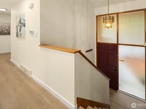 2814 129th Avenue SE, Bellevue WA 98005