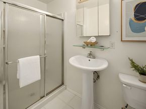 2814 129th Avenue SE, Bellevue WA 98005