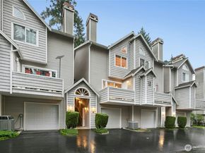 601 12th Avenue NW E4, Issaquah WA 98027