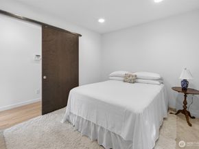 3014 21st Avenue W A, Seattle WA 98199
