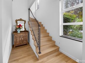 3014 21st Avenue W A, Seattle WA 98199