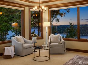 2457 204th Terrace NE, Sammamish WA 98074