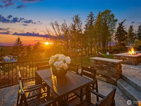 2457 204th Terrace NE, Sammamish WA 98074
