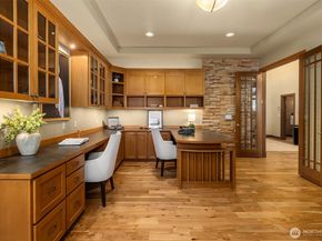 2457 204th Terrace NE, Sammamish WA 98074