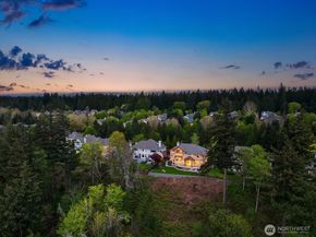 2457 204th Terrace NE, Sammamish WA 98074