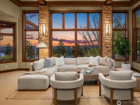 2457 204th Terrace NE, Sammamish WA 98074