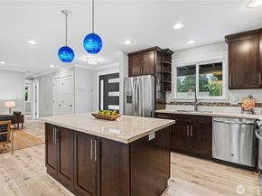 1217 150th Avenue SE, Bellevue WA 98007