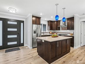 1217 150th Avenue SE, Bellevue WA 98007