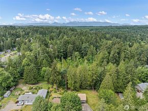 19545 Park Boulevard NE, Suquamish WA 98392
