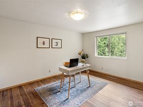 19545 Park Boulevard NE, Suquamish WA 98392