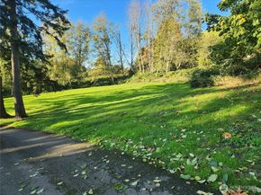 9859 Redmond Woodinville Road NE, Redmond WA 98052