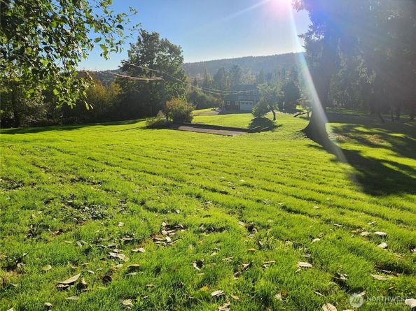 9859 Redmond Woodinville Road NE, Redmond WA 98052