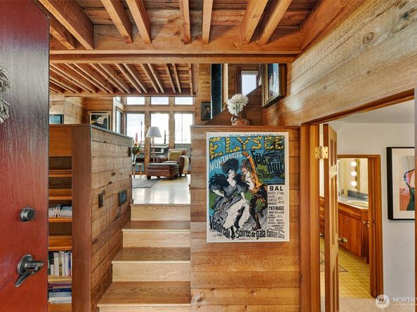 2727 Fairview Avenue E 4, Seattle WA 98102