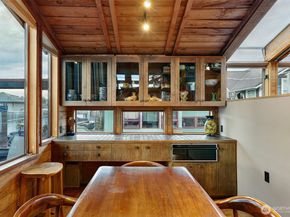 2727 Fairview Avenue E 4, Seattle WA 98102