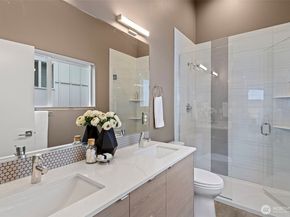 2521 29th Avenue S D, Seattle WA 98144