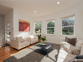 351 17th Avenue E, Seattle WA 98112