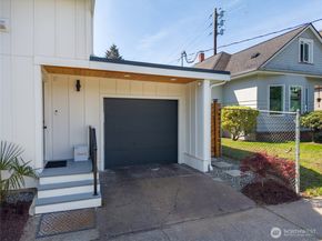 351 17th Avenue E, Seattle WA 98112