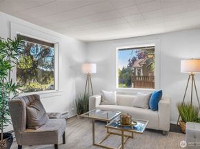 8427 30th Avenue SW, Seattle WA 98126