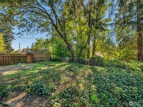 8427 30th Avenue SW, Seattle WA 98126