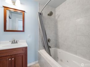 2595 Griffiths Lane SE, Port Orchard WA 98366