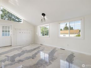 2595 Griffiths Lane SE, Port Orchard WA 98366