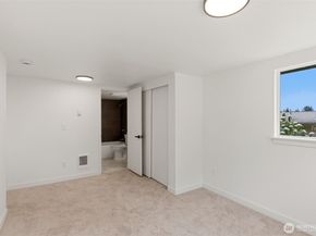 4737 SE Foss Road, Port Orchard WA 98366