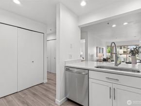 701 Galer Street 505, Seattle WA 98109