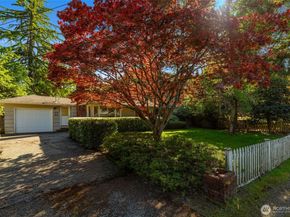10435 SE 13th Street, Bellevue WA 98004