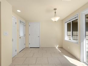10435 SE 13th Street, Bellevue WA 98004