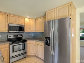 10435 SE 13th Street, Bellevue WA 98004