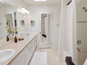 424 228th Street SW H203, Bothell WA 98021