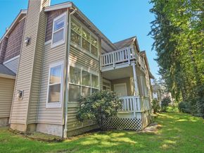 424 228th Street SW H203, Bothell WA 98021