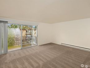 11008 NE 68th St 725, Kirkland WA 98033