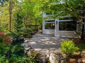 1408 29th Court NE, Issaquah WA 98029