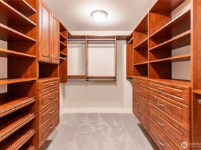 1408 29th Court NE, Issaquah WA 98029