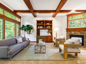 1408 29th Court NE, Issaquah WA 98029