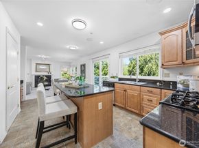 23410 SE 160th Place, Issaquah WA 98027