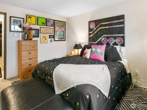 9710 Greenwood Avenue N 303, Seattle WA 98103