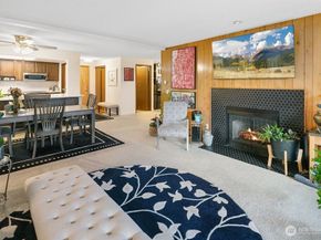 9710 Greenwood Avenue N 303, Seattle WA 98103