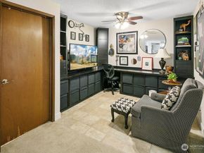 9710 Greenwood Avenue N 303, Seattle WA 98103