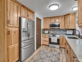 32544 24th Avenue SW, Federal Way WA 98023
