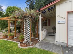 32544 24th Avenue SW, Federal Way WA 98023