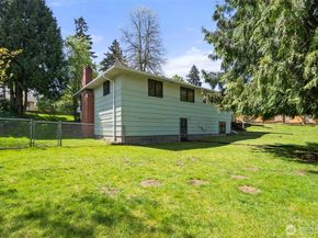 2426 S 142nd Street, SeaTac WA 98168