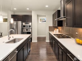 9726 Slater Avenue NE, Kirkland WA 98033